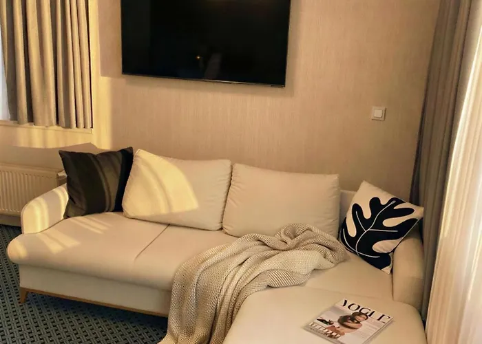 Rezidence Alpina - In Out - 27