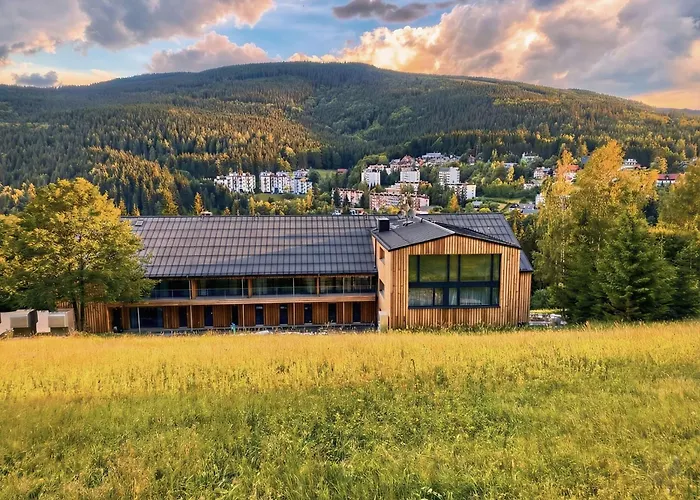 Rezidence Alpina - In Out - 27 شقة Špindlerŭv Mlýn